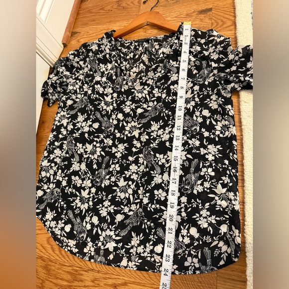 J.Crew Black/Ivory Bird & Floral Toile Print Ruched Sleeve Top Size Small - Picture 11 of 12